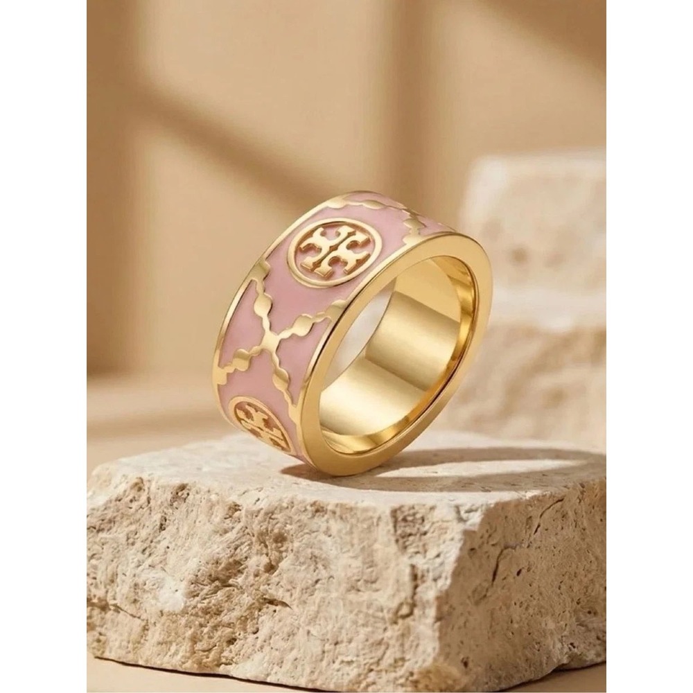 Tory Burch Gold & Pink Enamel Ring / Size 7 / NWT / Dustbag Included